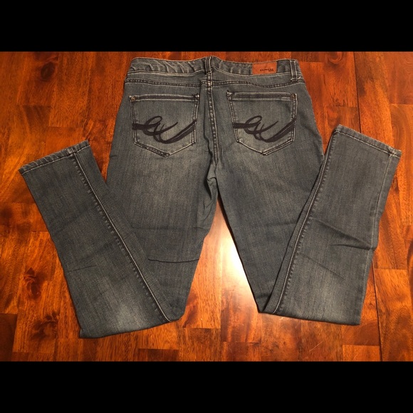 Express Denim - Express Jean Leggings - Size 8 Medium Wash Express Denim - Express Jean Leggings - Size 8 Medium Wash